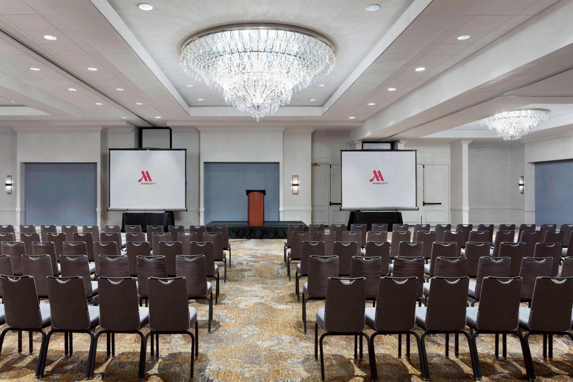Marriott Lexington Griffin Gate Golf Resort & Spa Exterior photo
